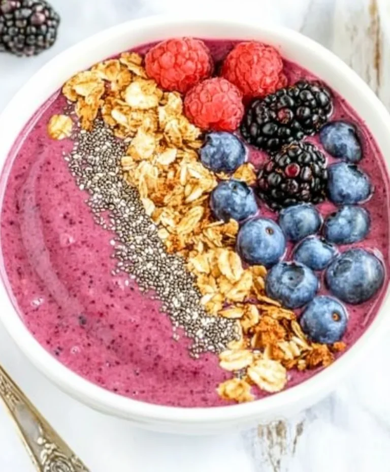 Triple Berry Smoothie Bowl