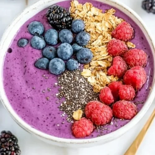Triple Berry Smoothie Bowl